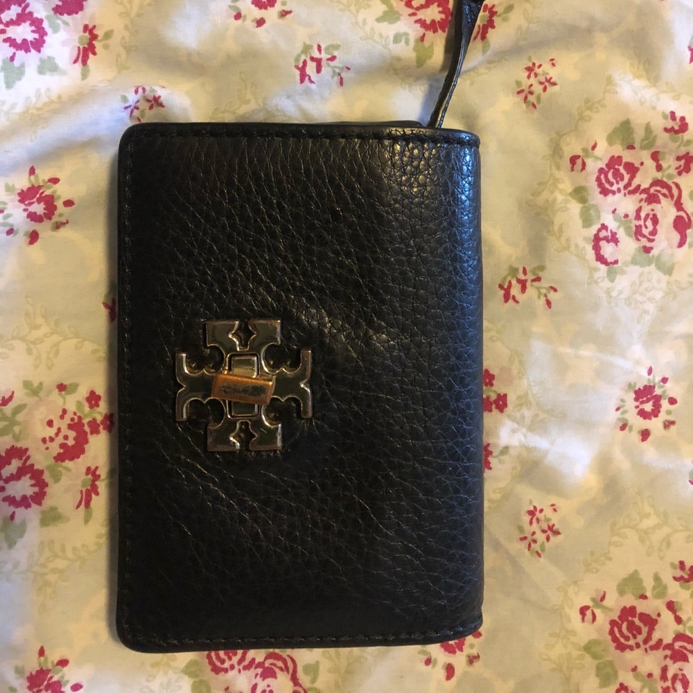 Tory Burch turn lock wallet